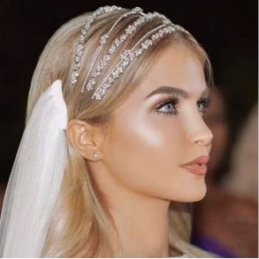 Tiara/hrbjle med 4 rkker krystaller