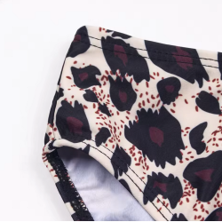 Bikini med dyreprint