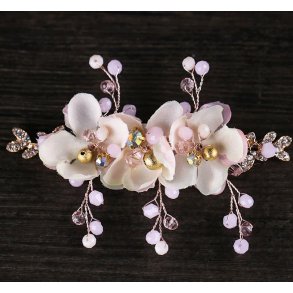 Hrclip med rosa stofblomster og perler