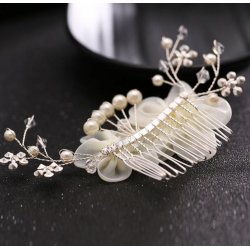 H�rkam med Organzablomster og Perler