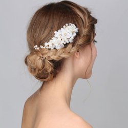 H�rkam med Organzablomster og perleranke