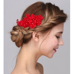 H�rkam med r�de stofblomster