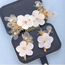 H�rkam-s�t med silke/organzablomster