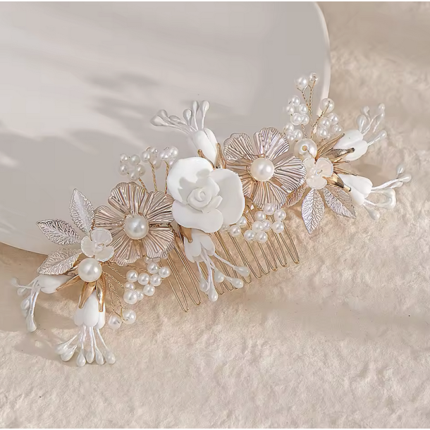 Vintage h�rkam med porcel�nsblomster