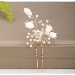 H�rn�l med porcel�nsblomster og perler