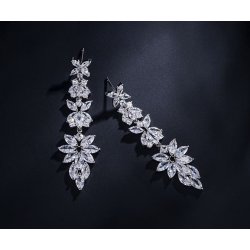 Krystal reringe Parisa